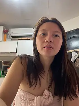 Snapshot of asianmystery203 chatting on October 27, 1:42 am asianmystery203 online show from October 27, 1:42 am