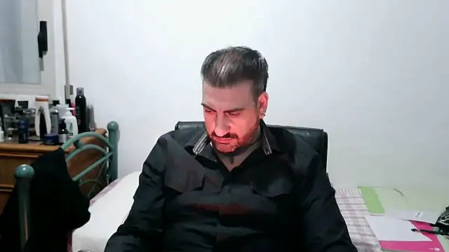 Italian dark desire online show from February 8, 8:56 pm