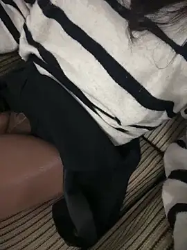 Chic desire online show from January 31, 9:35 pm