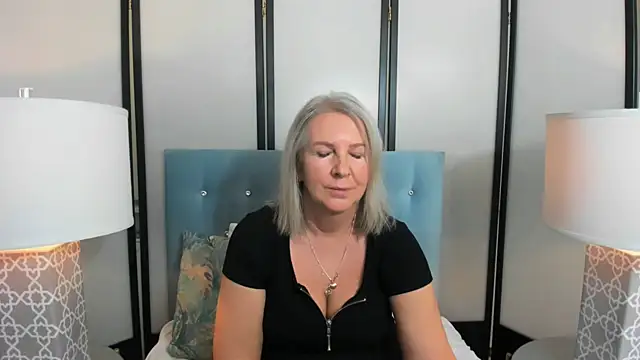 EricaTop online show from February 19, 4:44 pm