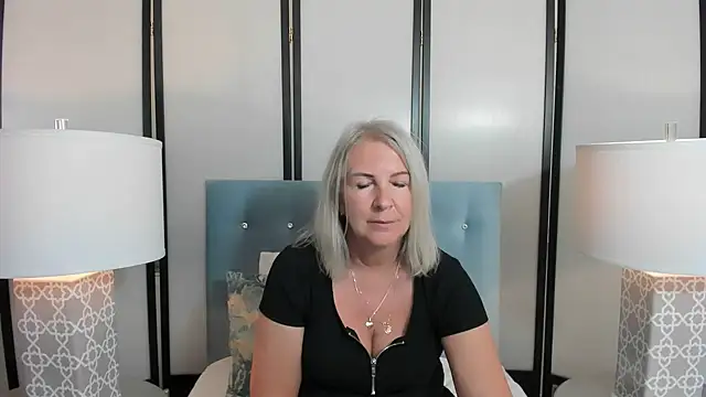 EricaTop online show from March 17, 5:16 pm