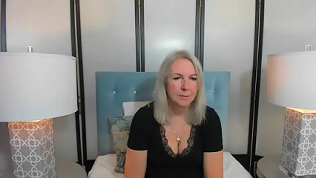 EricaTop online show from October 25, 5:04 am