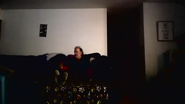 Snapshot of Sweet_Sexy1963 chatting on November 23, 1:38 am Sweet Sexy1963 online show from November 23, 1:38 am