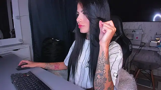 Lisegg  online show from January 13, 6:38 pm