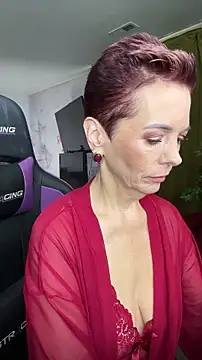 RubyLynne online show from April 11, 8:46 pm