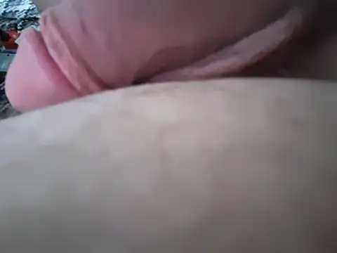 Snapshot of lilpervt chatting on July 17, 12:23 pm lilpervt online show from July 17, 12:23 pm