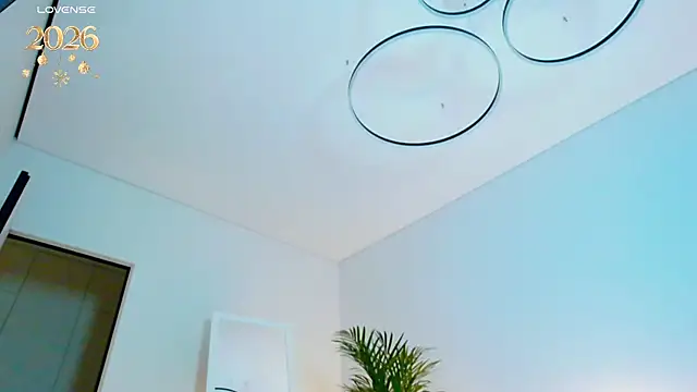 Snapshot of Sinful_Eyes chatting on January 5, 6:00 pm Sinful Eyes online show from January 5, 6:00 pm