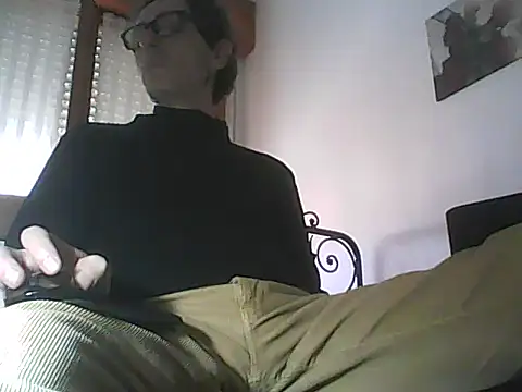 Snapshot of Moro_ra chatting on February 26, 12:48 pm Moro ra online show from February 26, 12:48 pm