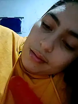 xandra252 online show from April 4, 3:16 am