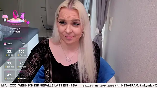 Snapshot of MIA-XXX chatting on April 21, 4:23 pm MIA-XXX online show from April 21, 4:23 pm