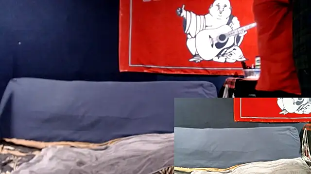 Snapshot of iBreakHeartz chatting on January 18, 2:58 am iBreakHeartz online show from January 18, 2:58 am