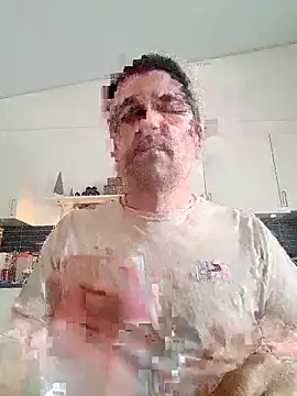 Snapshot of dick81 chatting on April 9, 6:02 pm dick81 online show from April 9, 6:02 pm