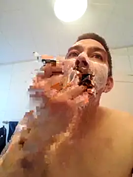 Snapshot of dick81 chatting on April 10, 3:28 pm dick81 online show from April 10, 3:28 pm