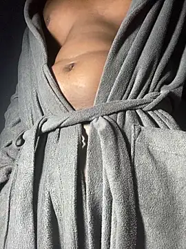 Curvy conda online show from March 1, 6:15 am