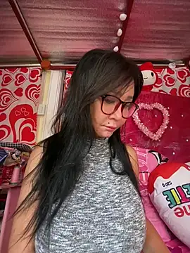 sweetieme online show from March 12, 1:01 am