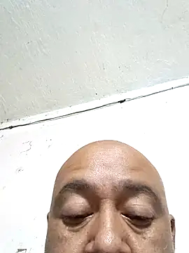 Snapshot of GeorgeVergaGrues chatting on March 11, 3:26 am GeorgeVergaGrues online show from March 11, 3:26 am