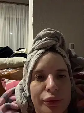 Naughty Alice online show from April 5, 8:17 pm