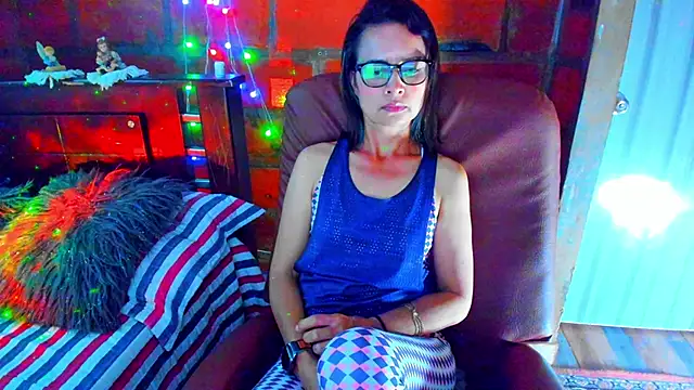 BrianaGarner online show from April 9, 5:18 pm