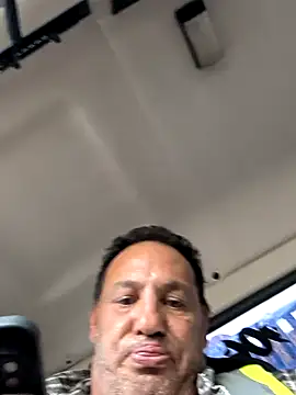 ExoticCarpark online show from April 22, 1:19 am