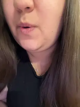 Snapshot of Jane_BBW chatting on June 29, 2:06 pm Jane BBW online show from June 29, 2:06 pm