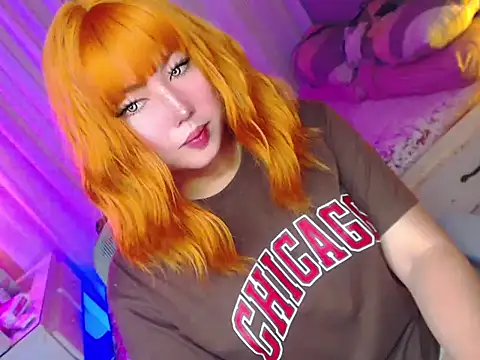 Snapshot of HOTnWILDalice chatting on April 20, 2:36 am HOTnWILDalice online show from April 20, 2:36 am
