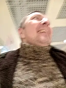 Snapshot of Pokaz2020 chatting on December 1, 4:29 pm Pokaz2020 online show from December 1, 4:29 pm