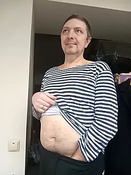 Snapshot of Pokaz2020 chatting on December 9, 9:49 am Pokaz2020 online show from December 9, 9:49 am