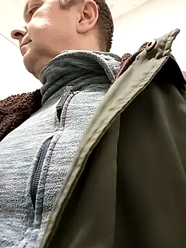 Snapshot of Pokaz2020 chatting on December 10, 1:11 pm Pokaz2020 online show from December 10, 1:11 pm