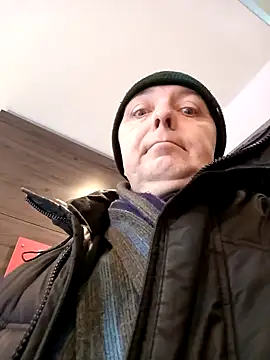 Snapshot of Pokaz2020 chatting on February 22, 4:19 pm Pokaz2020 online show from February 22, 4:19 pm