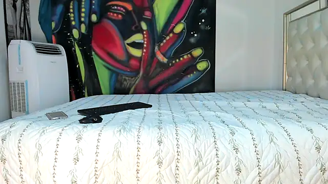 luna sexxy online show from March 11, 4:29 am