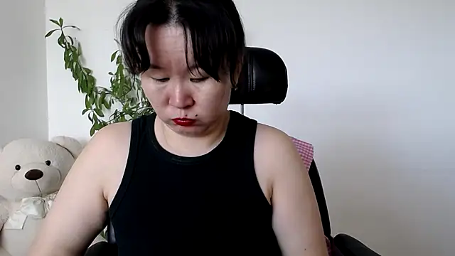 Snapshot of Akira_xx chatting on May 20, 2:29 am Akira xx online show from May 20, 2:29 am