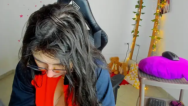 Susan Foxx online show from January 13, 7:52 pm