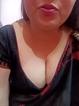 naughtymadam online show from December 9, 4:45 am