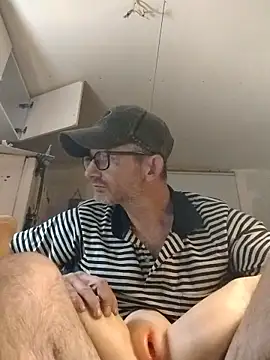 ROBERT0516 online show from November 15, 1:18 pm