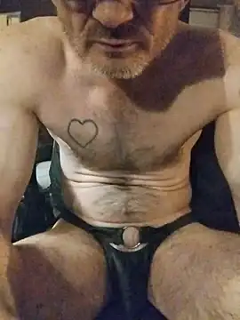 ROBERT0516 online show from April 1, 4:13 am