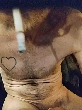 ROBERT0516 online show from April 17, 6:05 am