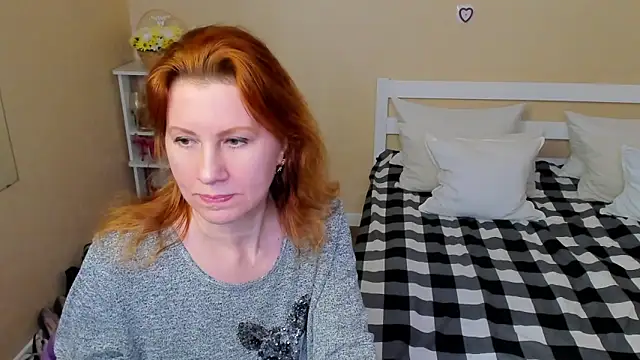 FoxySophia online show from November 20, 9:25 pm