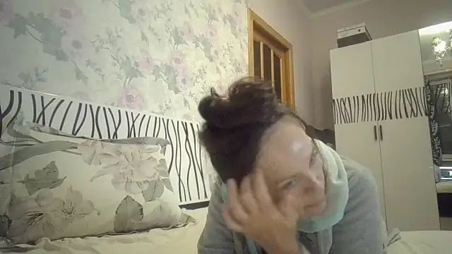 LindaStarS online show from October 23, 6:17 pm