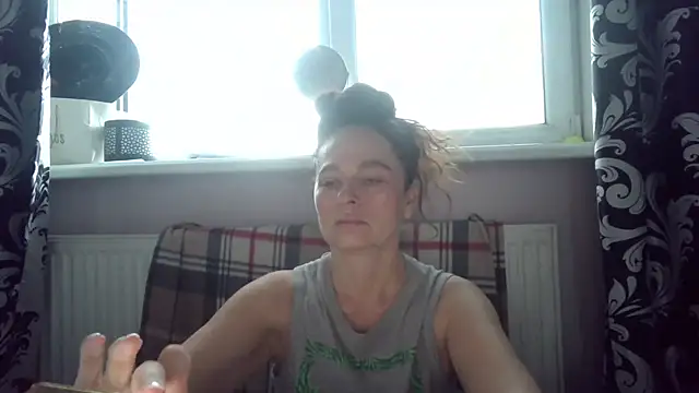 Snapshot of LindaStarS chatting on May 31, 6:09 pm LindaStarS online show from May 31, 6:09 pm