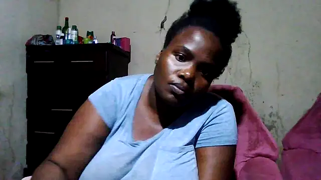 Snapshot of sexybigboobz chatting on June 30, 4:08 pm sexybigboobz online show from June 30, 4:08 pm