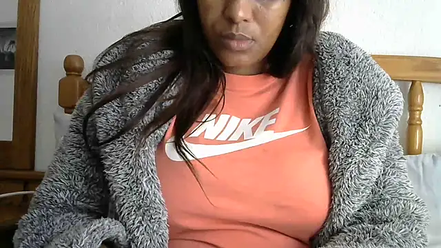 blackslut4u online show from May 31, 9:49 am