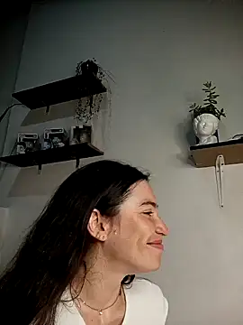 Snapshot of loveuu-bae chatting on December 4, 11:46 pm loveuu-bae online show from December 4, 11:46 pm