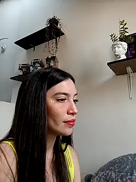 Snapshot of loveuu-bae chatting on January 2, 9:18 pm loveuu-bae online show from January 2, 9:18 pm