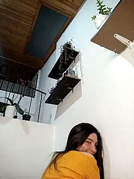 Snapshot of loveuu-bae chatting on February 1, 12:40 am loveuu-bae online show from February 1, 12:40 am