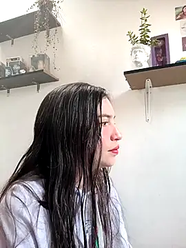 Snapshot of loveuu-bae chatting on February 8, 9:46 pm loveuu-bae online show from February 8, 9:46 pm