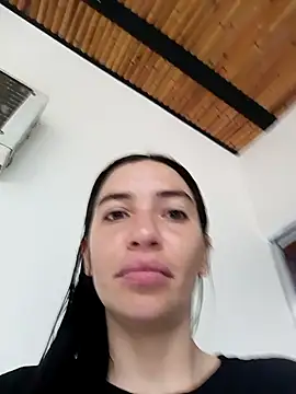 Snapshot of loveuu-bae chatting on March 5, 9:48 pm loveuu-bae online show from March 5, 9:48 pm