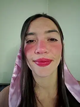 Snapshot of loveuu-bae chatting on October 31, 10:00 pm loveuu-bae online show from October 31, 10:00 pm