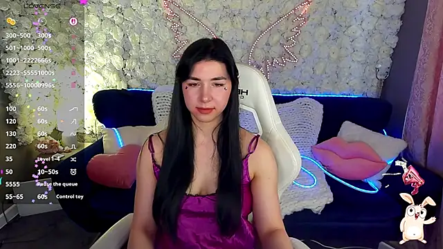 EmilyCandyy online show from April 9, 6:19 am