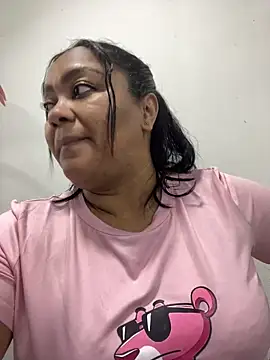 yanza2002 online show from November 3, 10:53 pm