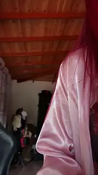 LINDA PATTY94 online show from April 14, 4:13 pm